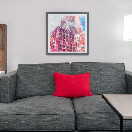 Hampton Inn & Suites Cleveland-Beachwood Zewnętrze zdjęcie