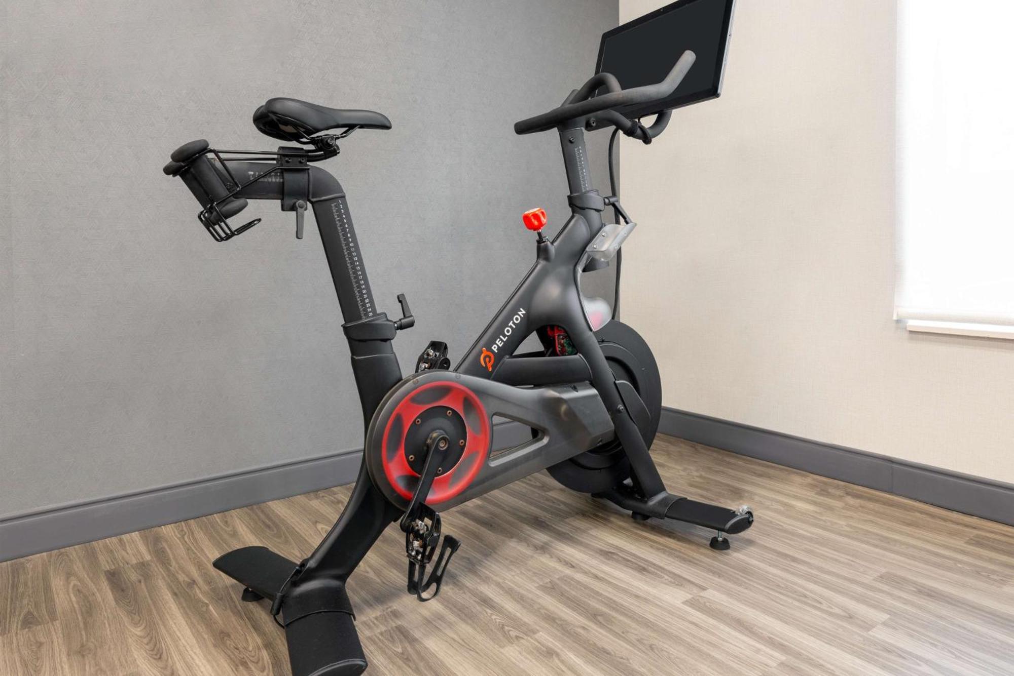 Hampton Inn & Suites Cleveland-Beachwood Zewnętrze zdjęcie